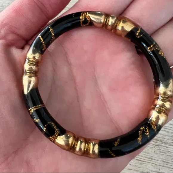 Vintage Gorgeous Elegant Gold, Black, and Green Bangle Sets - Picture 3 of 10